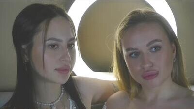 girlsurbate public webcam profile photo 5