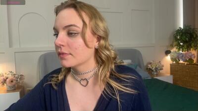 glow_margo public webcam profile photo 2