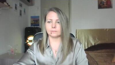 gold_585 public webcam profile photo 9