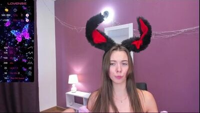 goldy_grace public webcam profile photo 7
