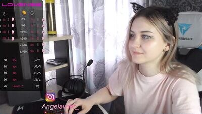 golyboglazkaa public webcam profile photo 2