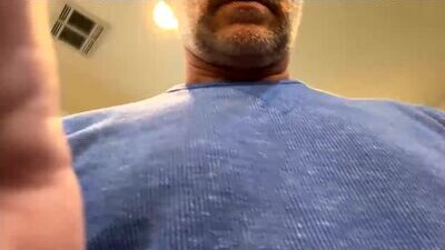 grn_stud public webcam profile photo 7