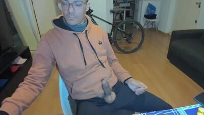 guachin_new public webcam profile photo 3