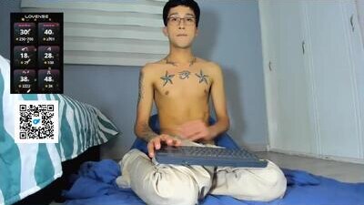 guy_veryhot1 public webcam profile photo 7