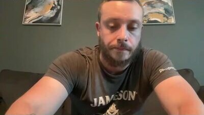 guyduder public webcam profile photo 10