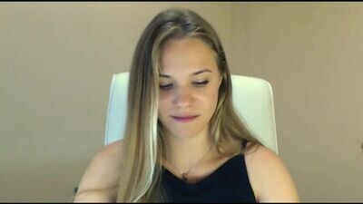 gwyneth_paltroww public webcam profile photo 2