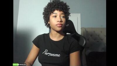 gyalxoxo public webcam profile photo 2