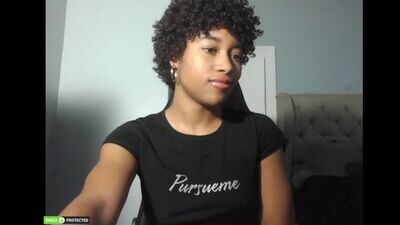 gyalxoxo public webcam profile photo 3