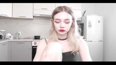 hail_kiko public webcam profile photo 4