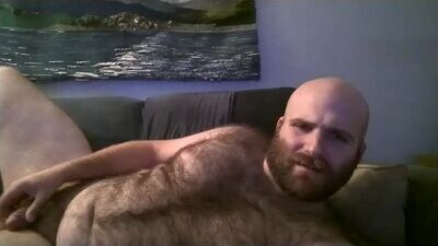 hairiestbear public webcam profile photo 8