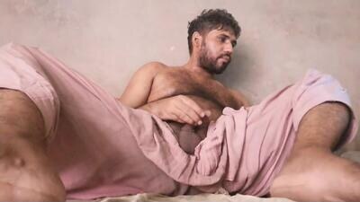 hairybouy264541 public webcam profile photo 2