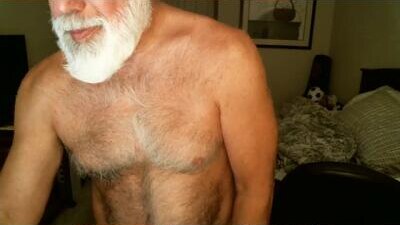 hairypecsguy public webcam profile photo 8