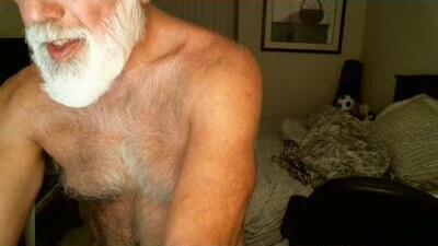hairypecsguy public webcam profile photo 9