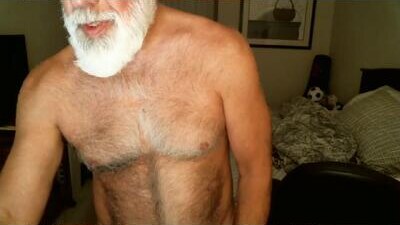 hairypecsguy public webcam profile photo 10
