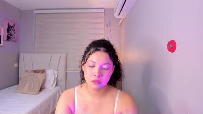 hanah_line public webcam profile photo 3