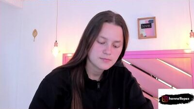hanna_1lopez public webcam profile photo 10