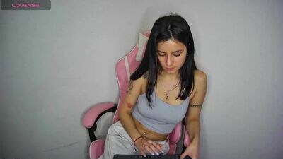 hannahbarker17 public webcam profile photo 4