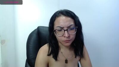 hannasophiia public webcam profile photo 2