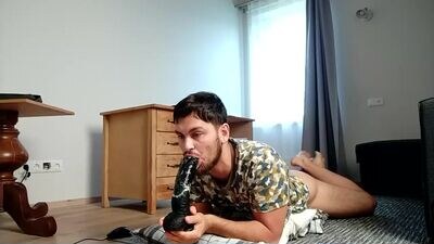 happycock_9inch public webcam profile photo 4