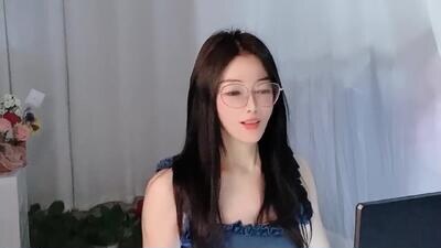 happyflower802318 public webcam profile photo 2