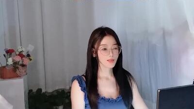 happyflower802318 public webcam profile photo 7
