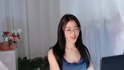happyflower802318 public webcam profile photo 8