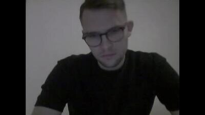 hardboylovemilfmoom public webcam profile photo 5