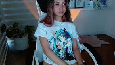 harry_and_violet public webcam profile photo 5