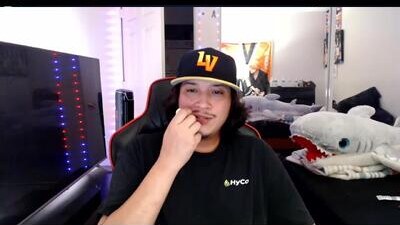 hashg0d public webcam profile photo 8