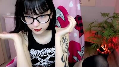 hazeltompson public webcam profile photo 3