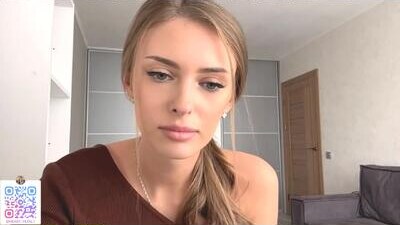 heart_petal public webcam profile photo 10