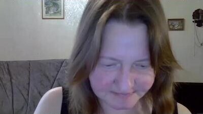 helgacharming public webcam profile photo 10