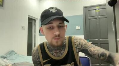 hellacozy public webcam profile photo 6