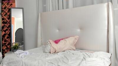 hellen_tease public webcam profile photo 8