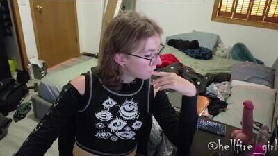 hellfire_girl public webcam profile photo 5