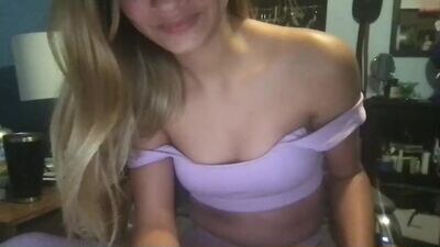 hellonaomi public webcam profile photo 3