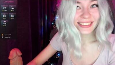 hey_nora_ public webcam profile photo 5