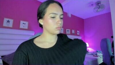 hilary_tailor public webcam profile photo 10