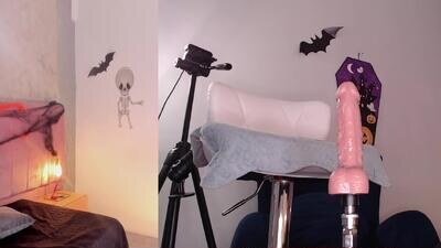 hillarycollins public webcam profile photo 2