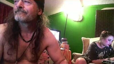 hippiedad333 public webcam profile photo 6