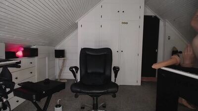 holenextdoor public webcam profile photo 2