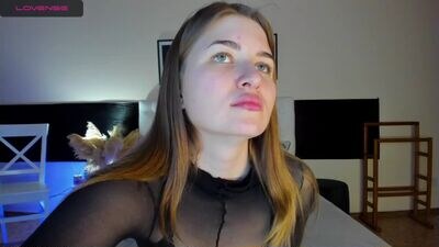 hollymays public webcam profile photo 2