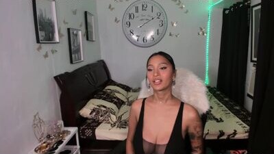 hollysafara21 public webcam profile photo 8