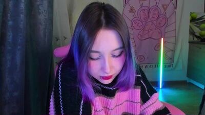 holy420loly public webcam profile photo 4