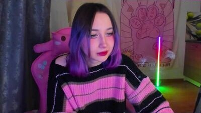 holy420loly public webcam profile photo 6
