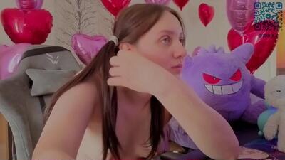 holy_kveta public webcam profile photo 3