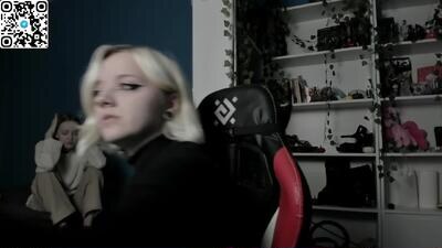 holy_mistresss public webcam profile photo 4