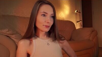 holyvivian public webcam profile photo 6
