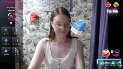 honey_mood public webcam profile photo 6