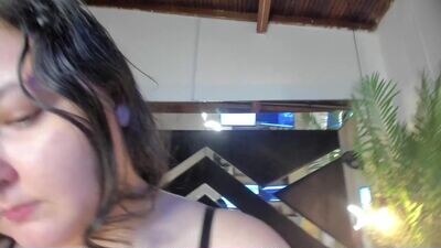 honey_titss public webcam profile photo 2